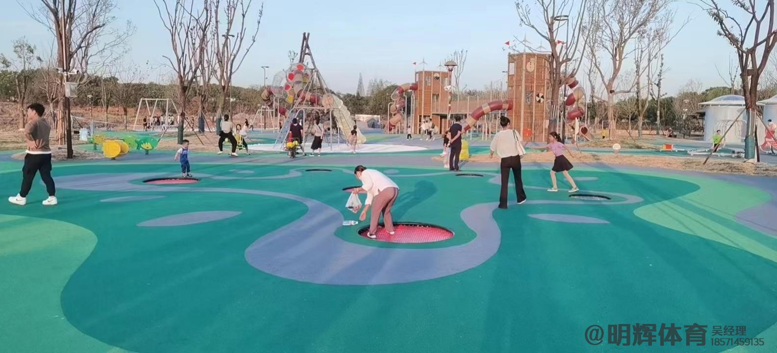 福州公园跑道是用什么材料做成的